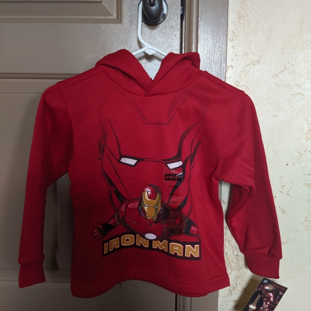 Boys size 6/7 iron Man hoodie